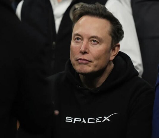 SpaceX подала документы на IPO и может принести Маску статус первого триллионера