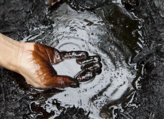 Цены на нефть выросли после нового ультиматума Трампа Ирану