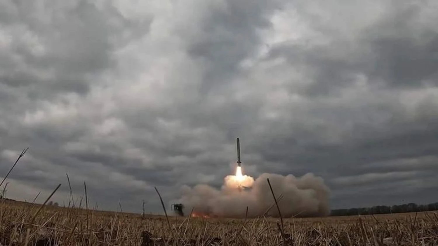 Украина будет сбивать "орешник" в космосе – эксперт резко оценил громкое заявление о новом оружии