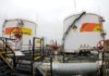США возобновили действие санкций против российской нефти — СМИ