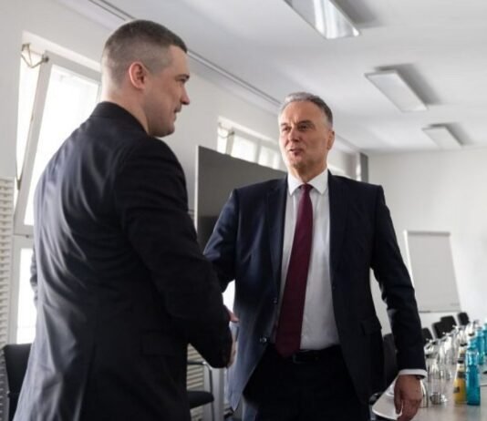 Ракеты для F-16 и новые ПВО: Украина заключила мощное соглашение с Diehl Defence