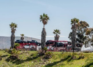 США могут ужесточить правила импорта авто для переноса производства в страну