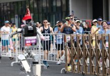 Человекоподобный робот в Пекине выиграл полумарафон с результатом быстрее мирового рекорда людей