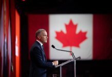 Премьер Канады заявил, что не стоит просто надеяться на "возвращение США к норме"