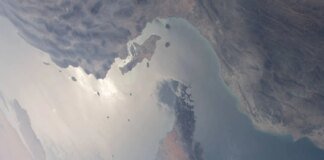 Движение судов через Ормузский пролив практически остановилось — СМИ