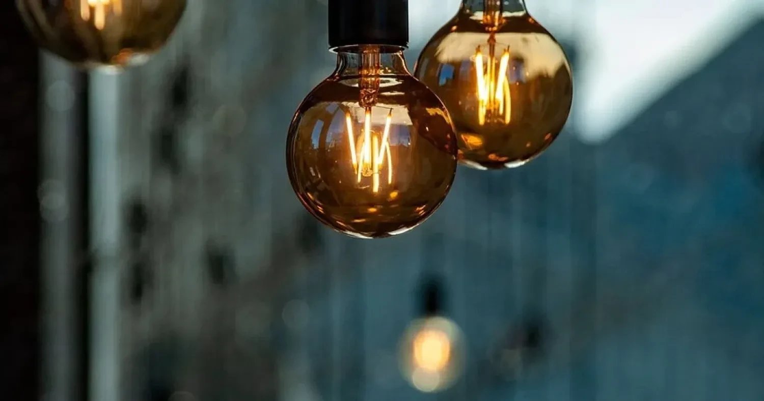 Графики отключений света в Украине на 23 апреля не планируются