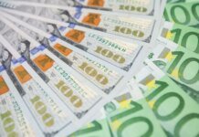 Курс валют на 24 апреля: доллар дорожает, евро дешевеет