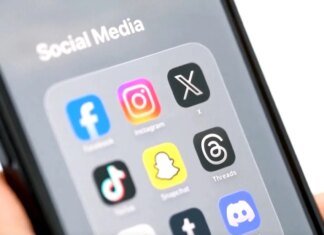 ЕС готовит штрафы для Meta из-за доступа детей к Facebook и Instagram