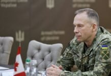 РФ испытывает дефицит ракет для защиты от украинских дронов, — Сырский