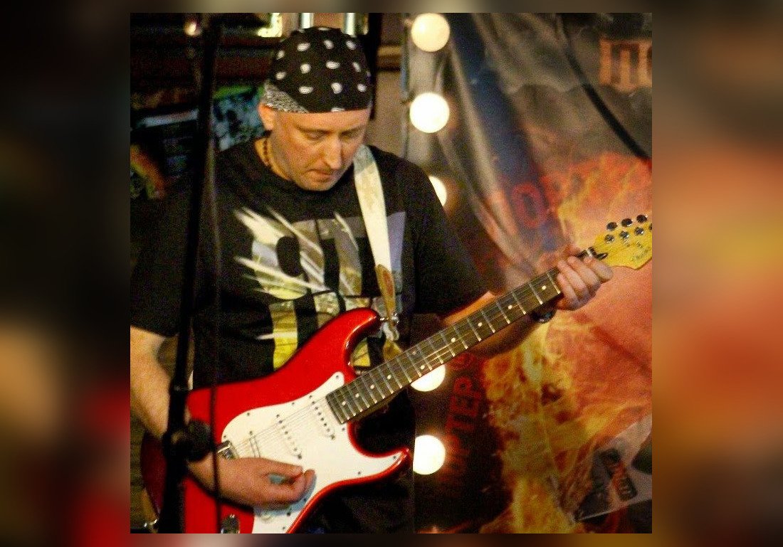 «Лети в мир иной»: одной из жертв теракта в Киеве оказался музыкант группы «Друге Сонце» Игорь Савченко