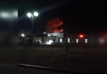 6500 км от Украины: в РФ горит единственный завод, где производят истребители Су-35 и Су-57 (видео)