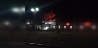 6500 км от Украины: в РФ горит единственный завод, где производят истребители Су-35 и Су-57 (видео)