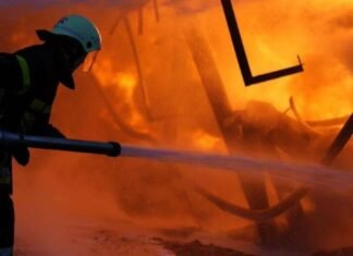 В порту на Одесщине после атаки РФ произошла утечка масла