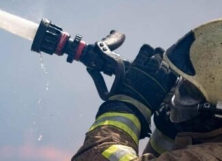 В Одесской области спасатели помогли больному и спасли ребенка