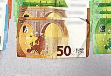 Воровство, грабежи и проникновение: в Одесской области будут судить 5 человек