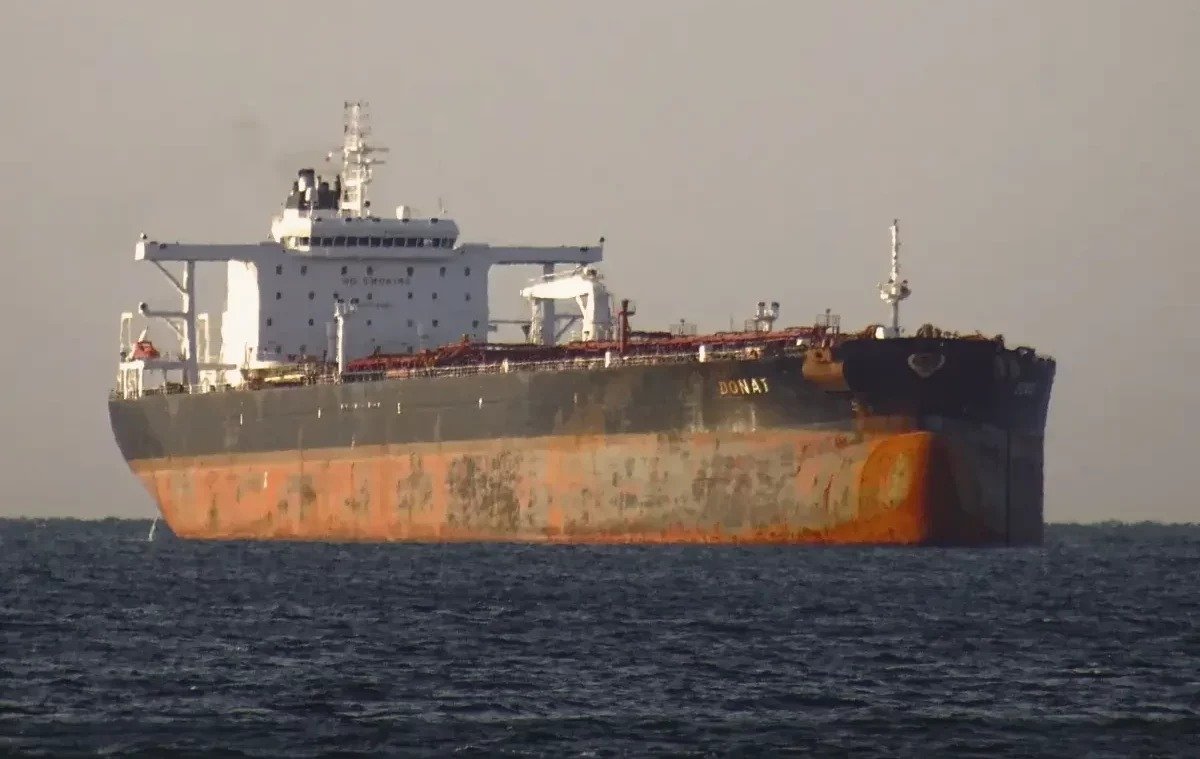 «Финансирует войну»: РФ использует Starlink на судах «теневого флота», чтобы обходить санкции, — Kyiv Independent