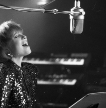 День рождения Квитки Цисык. Как украинка с уникальным голосом стала всемирно известной (фото, видео)