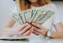 НБУ обновил курс валют: сколько стоит евро и доллар 6 апреля