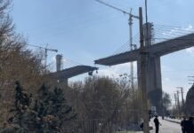 США разрушили самый высокий мост Ирана: Тегеран грозится ударить по единственному пути в Бахрейн