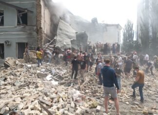 Возмездие за «Охматдет» и Грозу: Зеленский подписал санкции против виновных в ракетном терроре