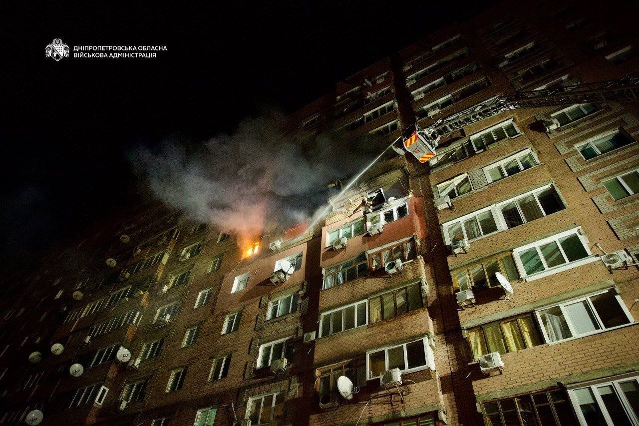 ВС РФ ударили по жилому дому Одессы: последствия вражеской атаки (видео)