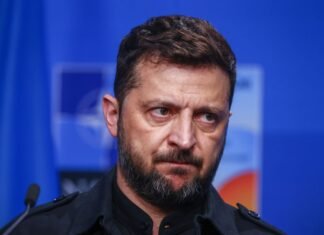 Украина выяснит у команды Трампа детали предложения РФ о «перемирии» на 9 мая, — Зеленский