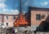 Россияне днем атаковали отделение полиции в Прилуках (фото)