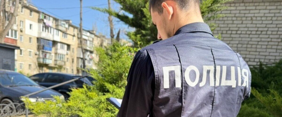 В Одессе юноши несколько месяцев требовали у школьника деньги: детали