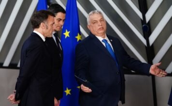 После поражения Орбана в ЕС исчезла видимость единства, — Politico