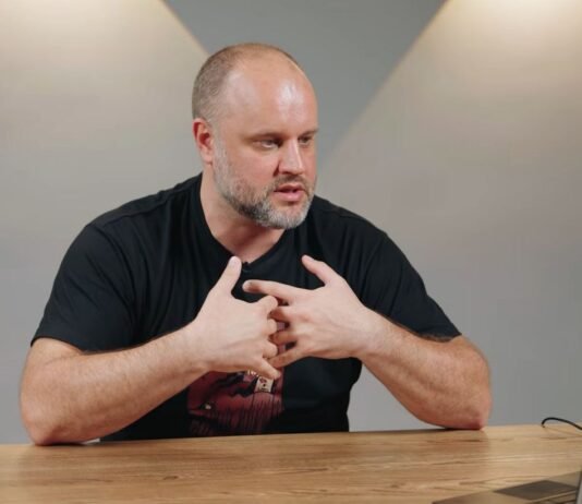 Войска РФ на Донбассе, убийство Захарченко и отжатый бизнес: предатель Губарев во всем признался