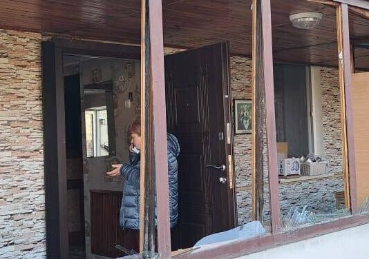 После атаки в Одессе выбиты десятки окон: что происходит в районе, — ФОТО