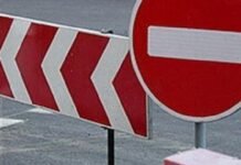В Одессе снова перекрывают движение на Люстдорфской дороге из-за ремонта канализации