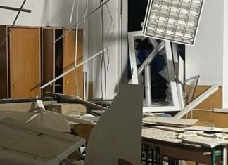 В Одессе уже четверо пострадавших в результате атаки, повреждено учебное заведение