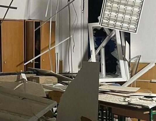 В Одессе уже четверо пострадавших в результате атаки, повреждено учебное заведение