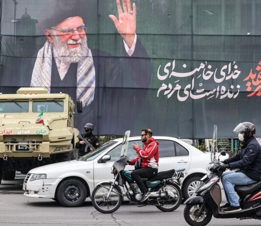 «Мы не доверяем другой стороне»: в Иране рассказали, как будут вести переговоры с США