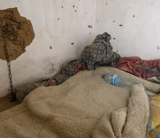 Организовывал пытки украинцев: СБУ разоблачила преступления российского генерала