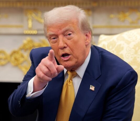 Трамп хочет срочно «поставить точку» в Украине, но это беспокоит Европу, — The Guardian