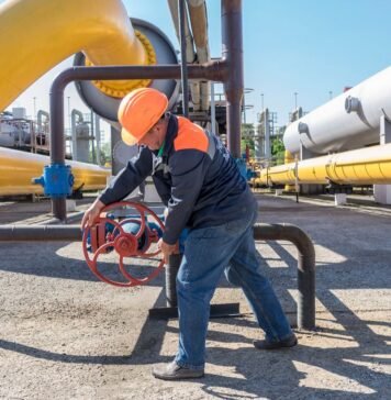 Подготовка к зиме «на паузе»: Украина меняет планы закупки газа из-за войны в Иране