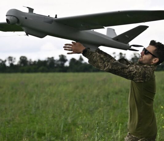 Силы беспилотных систем поразили ЗРК, топливные цистерны и склады РФ на Луганщине (видео)