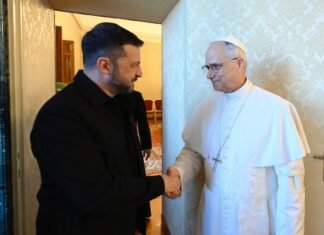 Зеленский и Папа Римский обсудили «пасхальную эскалацию» во время обстрела РФ