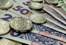 Деньги не поступают: почему задерживают базовую социальную помощь и кто ее получит