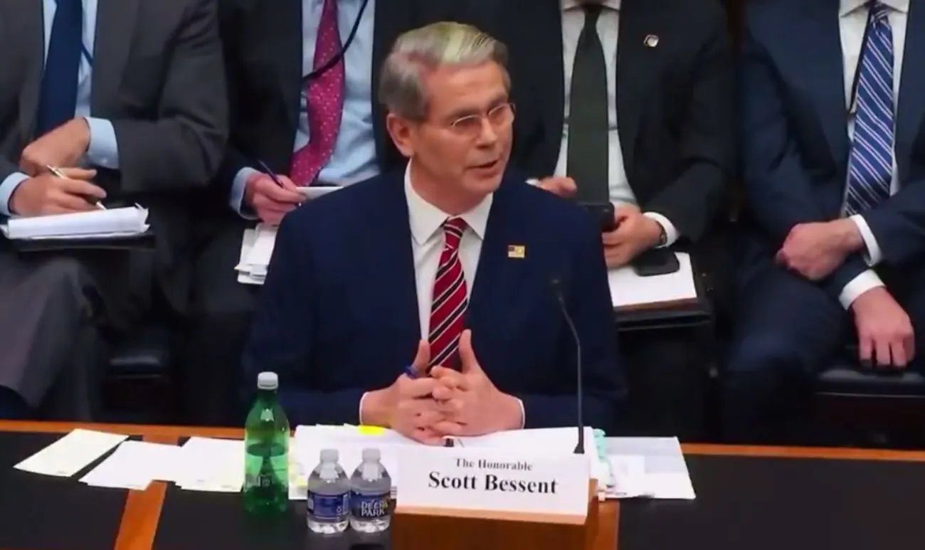 США усиливают экономическое давление на Иран через нефтяную отрасль – Бессент