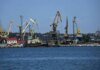 Оккупанты вывезли из порта Мариуполя почти 60 тысяч тонн пшеницы — горсовет