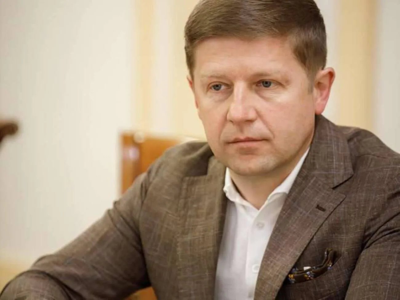 Власти могут пересмотреть бронирование работников из-за нехватки военных — нардеп