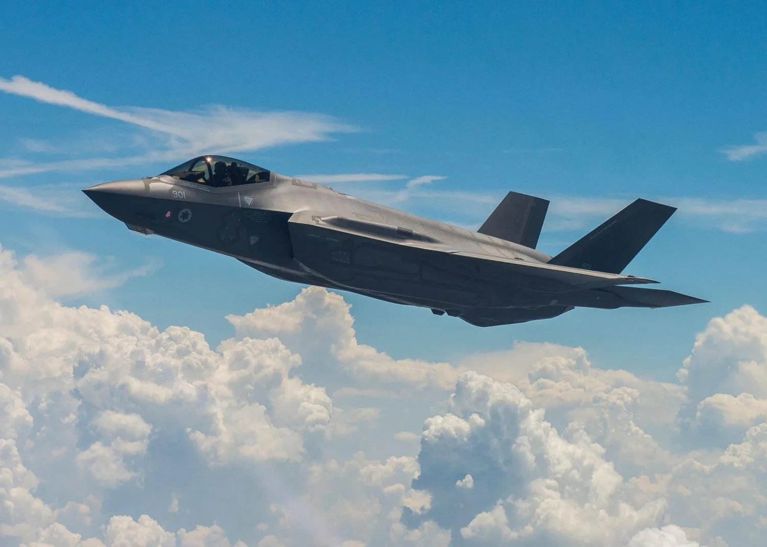 Израиль вооружится новыми эскадрильями истребителей F-35 и F-15IA