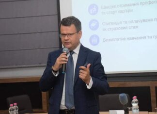 "Украина может справиться без трудовых мигрантов" — Игорь Гарбарук о дефиците кадров, демографии и будущем экономики