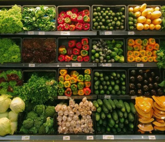 Мировые цены на продукты выросли до максимума более чем за три года из-за войны с Ираном — Bloomberg