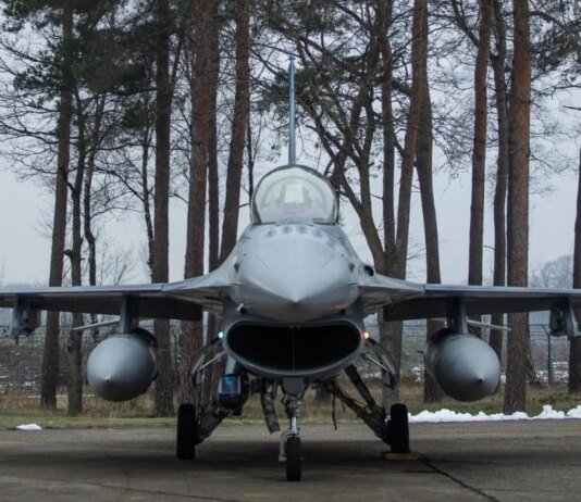 Бельгийские СМИ заявили о 53 F-16 для Украины, хотя официально речь шла только о 30 истребителях