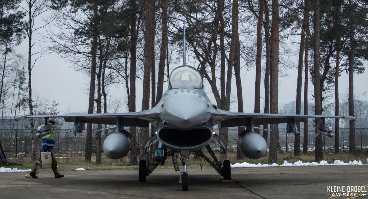 Бельгийские СМИ заявили о 53 F-16 для Украины, хотя официально речь шла только о 30 истребителях