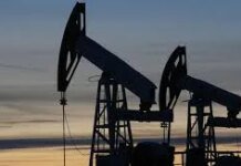 Мировой рынок нефти еженедельно будет терять 100 млн баррелей из-за закрытия Ормузского пролива